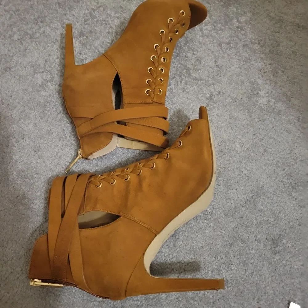 BCBGeneration suede booties.   - Picture 5 of 7
